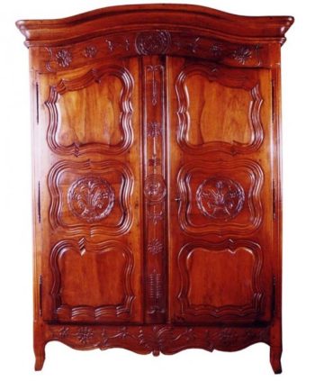 restauration armoire en noyer